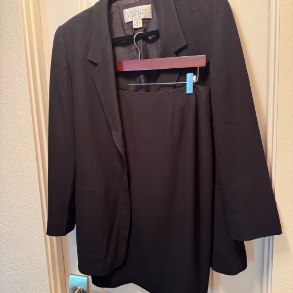 LINDA ALLARD ELLEN TRACY SKIRT SUIT SIZE 6